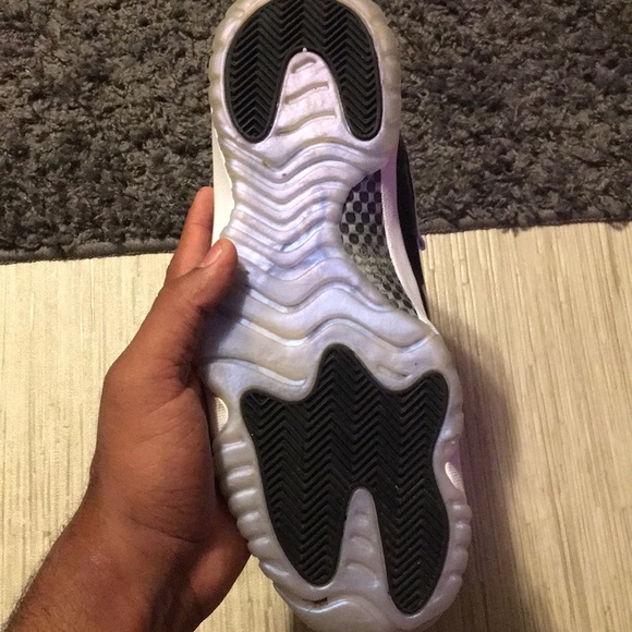 Too small - Picture 5 of 7